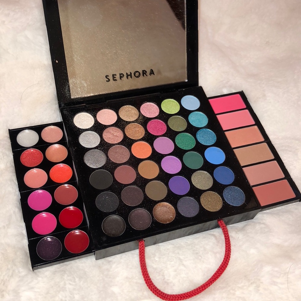 SEPHORA EYE SHADOW PALETTE WITH LIP AND BLUSH